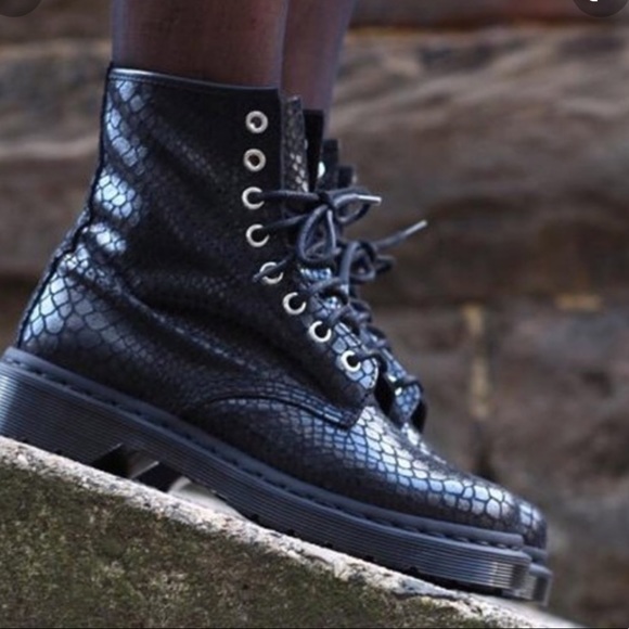 Dr Martens Rare Snakeskin Shimmer Black 